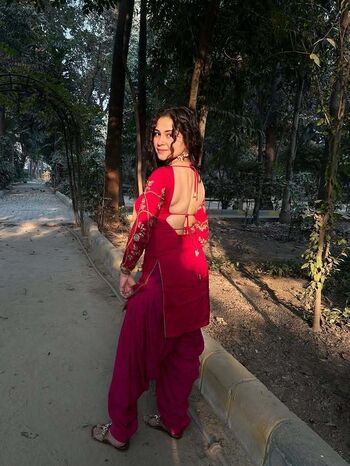 Full leaked Santoor mom rachna private onlyfans photo