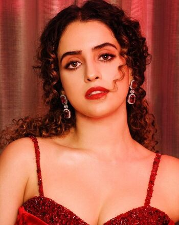 Full leaked Sanya malhotra private onlyfans photo