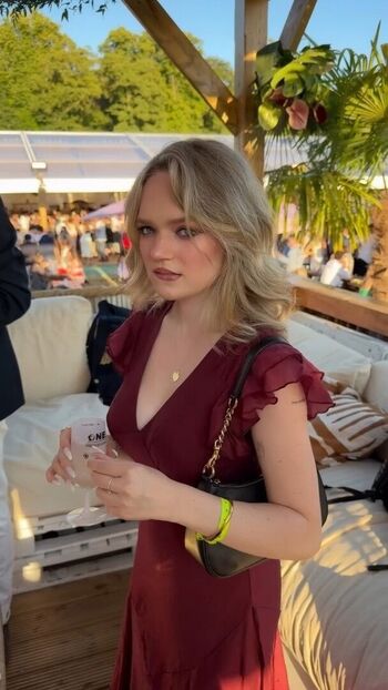 Full leaked Sapphire upshall private onlyfans photo