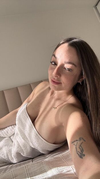 Full leaked Sara core private onlyfans photo