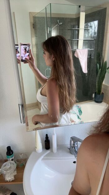Sara Dobrik
