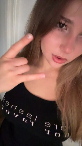Full leaked Sara dobrik page private onlyfans photo