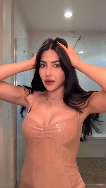 Full leaked Sara hesri private onlyfans photo