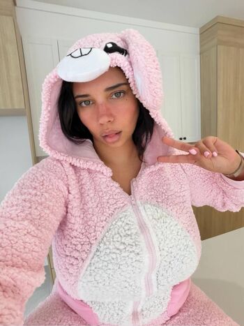 Full leaked Sara jghab private onlyfans photo