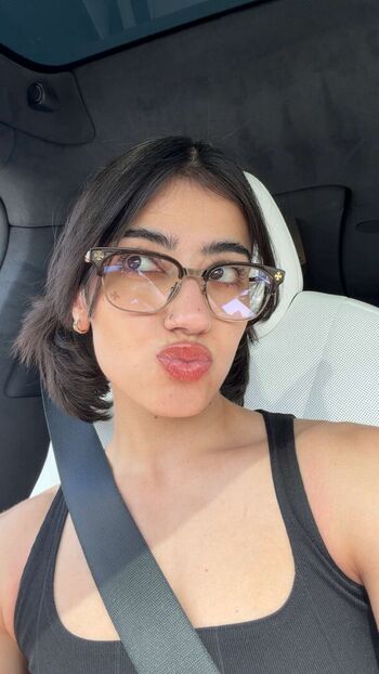 Full leaked Sara saffari page private onlyfans photo