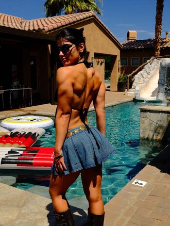 Full leaked Sara saffari page private onlyfans photo