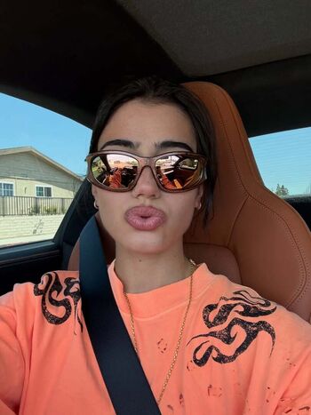 Full leaked Sara saffari private onlyfans photo