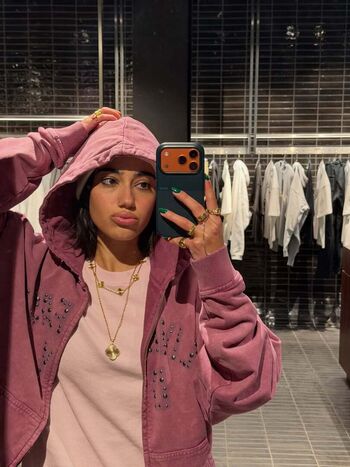 Full leaked Sara saffari private onlyfans photo