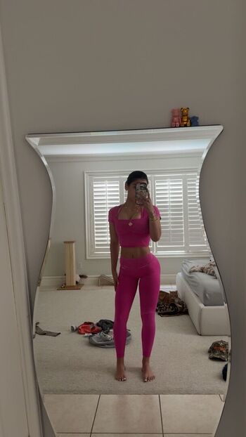 Full leaked Sara saffari page private onlyfans photo