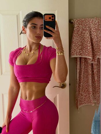 Full leaked Sara saffari private onlyfans photo