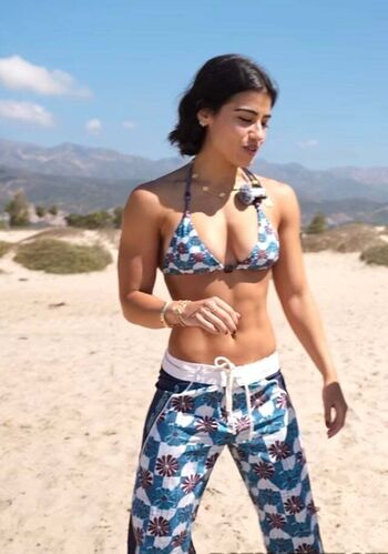 Full leaked Sara saffari private onlyfans photo