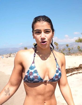 Full leaked Sara saffari private onlyfans photo