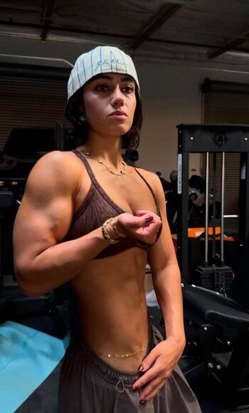 Full leaked Sara saffari private onlyfans photo