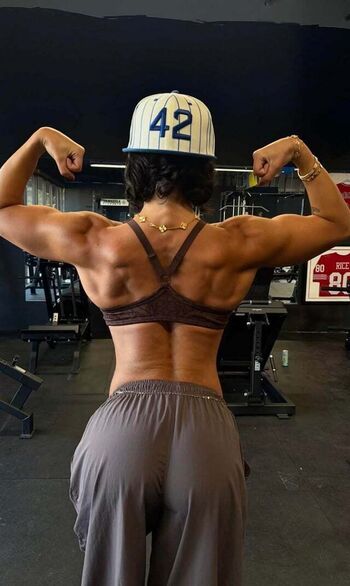 Full leaked Sara saffari private onlyfans photo