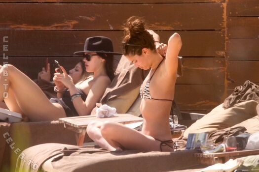 Full leaked Sara sampaio page private onlyfans photo