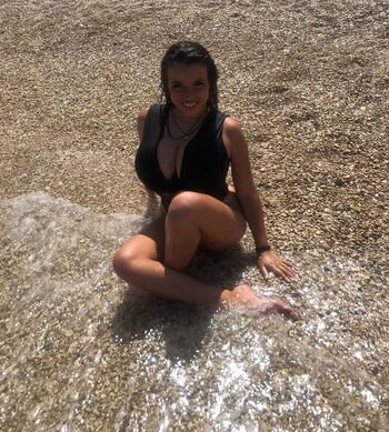 Full leaked Sara santa olalla private onlyfans photo