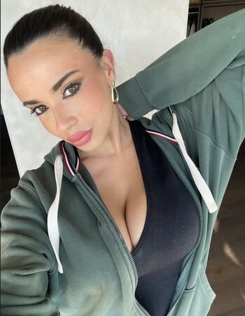 Full leaked Sara santa olalla private onlyfans photo