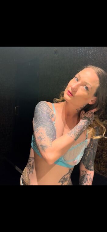 Full leaked Saraa fett private onlyfans photo