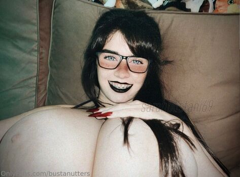 Full leaked Sarah bustani private onlyfans photo