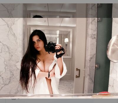 Sarahbustani