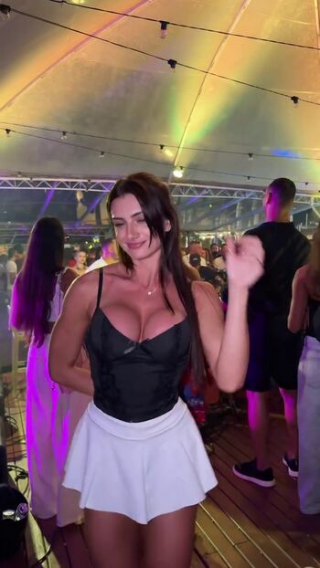 Full leaked Sarah caus private onlyfans photo