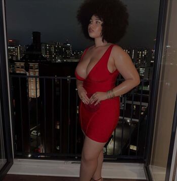 Full leaked Sarah duff private onlyfans photo