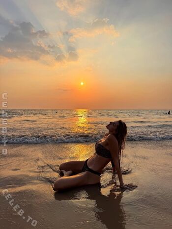 Full leaked Sarah harrison private onlyfans photo