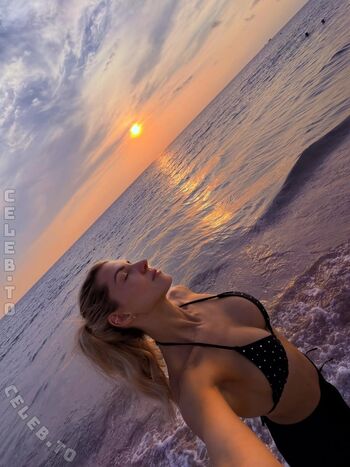 Full leaked Sarah harrison private onlyfans photo