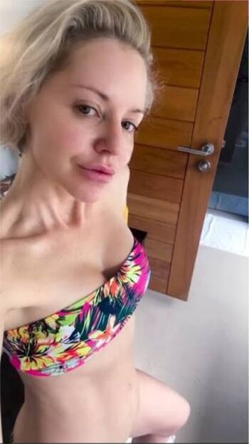 Full leaked Sarah jayne dunn private onlyfans photo