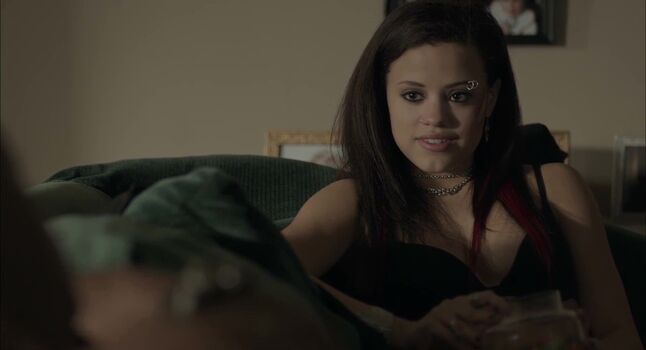 Sarah Jeffery