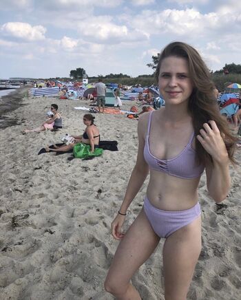Full leaked Sarah leingang private onlyfans photo