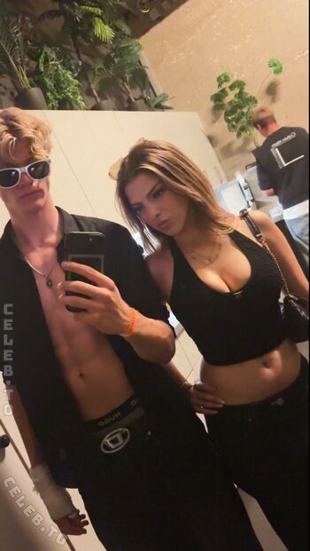 Full leaked Sarah lorema private onlyfans photo