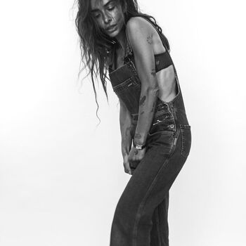Full leaked Sarah shahi private onlyfans photo