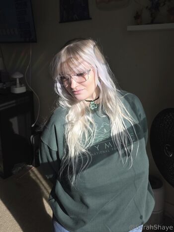 Full leaked Sarah shaye page private onlyfans photo