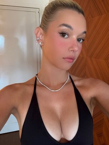 Sarahfuckingsnyder