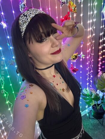 Full leaked Sarahstrange private onlyfans photo