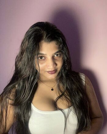 Saranyasanthosh