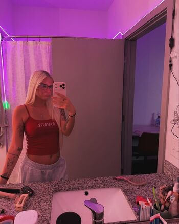 Full leaked Sariahxxx private onlyfans photo
