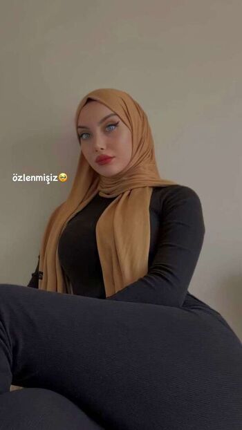 Full leaked Sariikubraa page private onlyfans photo