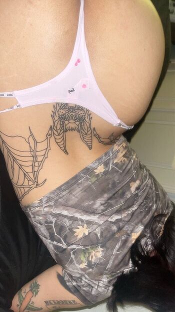 Full leaked Sarynthia private onlyfans photo