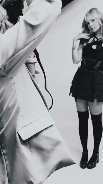 Full leaked Kiernan shipka / private onlyfans photo