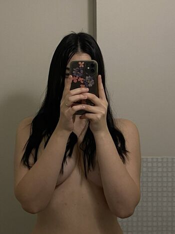 Full leaked Sasha harmo private onlyfans photo