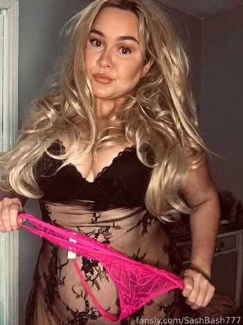 Full leaked Sashbash private onlyfans photo