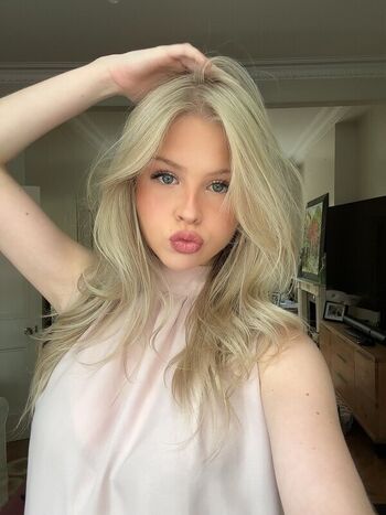 Full leaked Saskia lester private onlyfans photo
