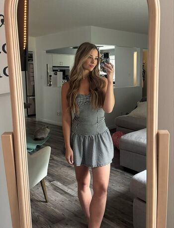 Full leaked Saskkiii private onlyfans photo