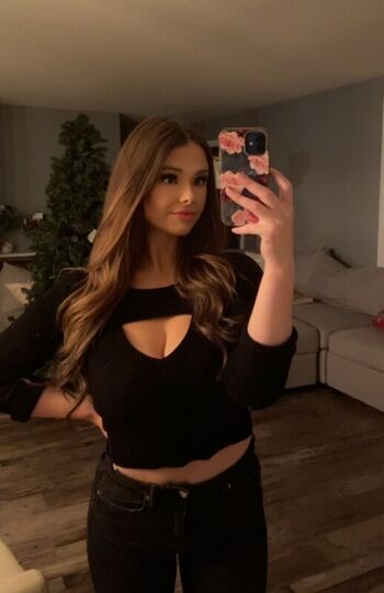 Full leaked Saskkiii private onlyfans photo