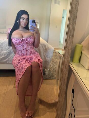 Full leaked Savala tee page private onlyfans photo