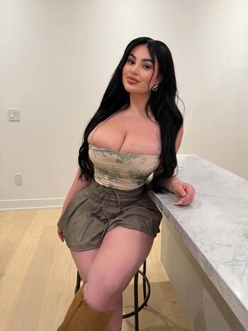 Full leaked Savala tee page private onlyfans photo