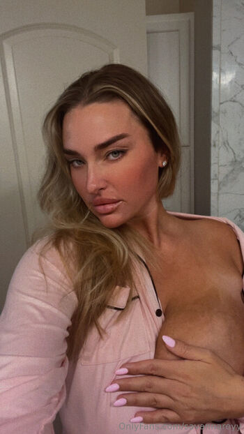 Full leaked Savannareyy private onlyfans photo