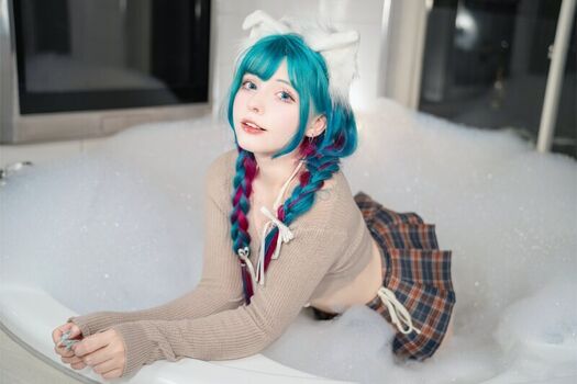 Saya Scarlet